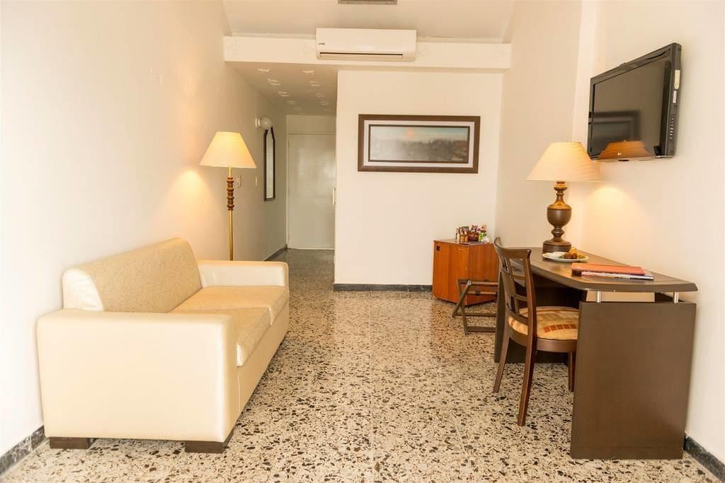 Hotel Tequendama Inn Estacion Буэнавентура Экстерьер фото